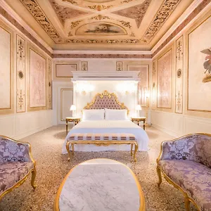 ***** Отель Ca' Bonfadini Historic Experience Италия